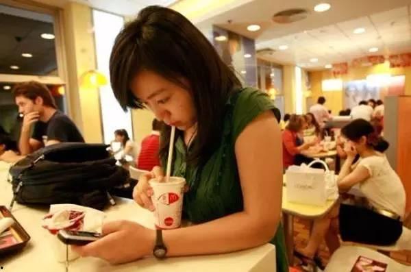 成人英语餐厅吃饭视频