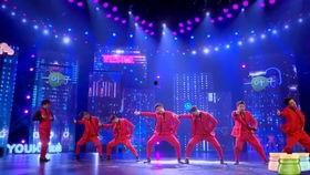 青春舞曲成人舞蹈视频,唤醒激情，舞动岁月