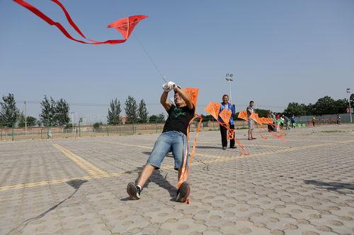 成人大型风筝 制作视频